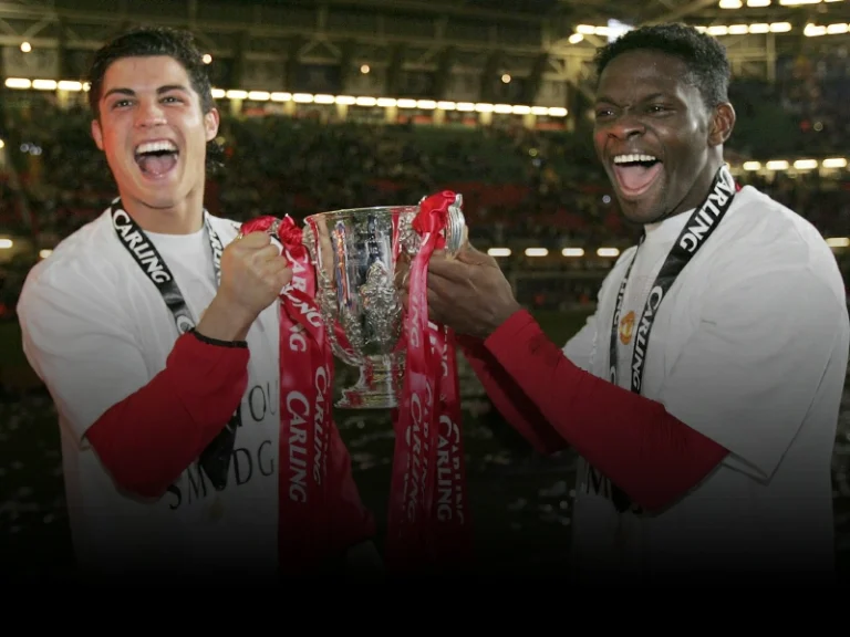 Ronaldo and Louis Saha pickup trophy