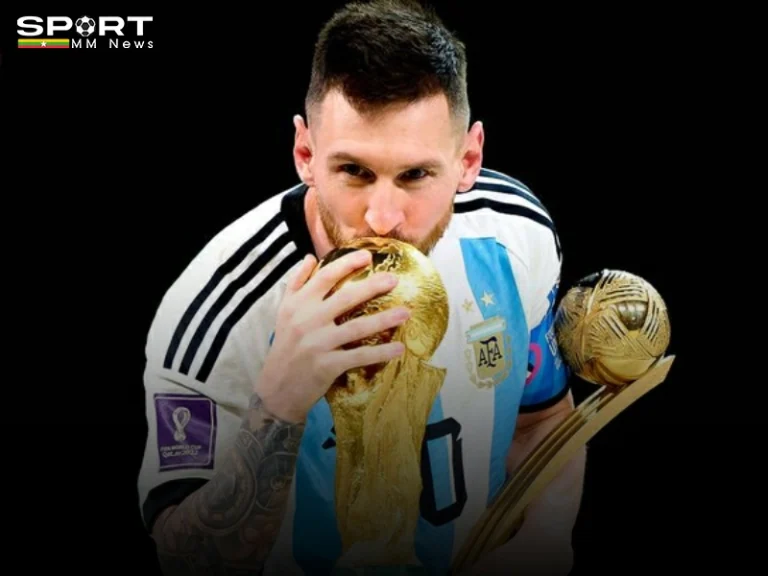 Messi kissing the World Cup trophy